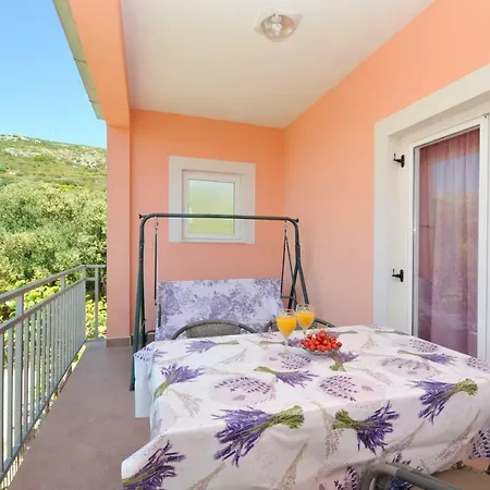 Mira Apartman Trogir