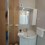 Mira *