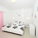 Appartement Mira *