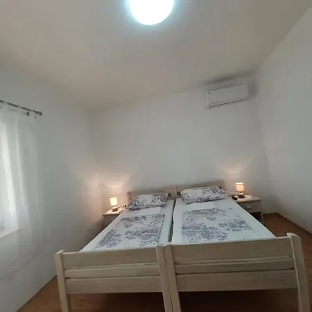 Lägenhet Mira Trogir